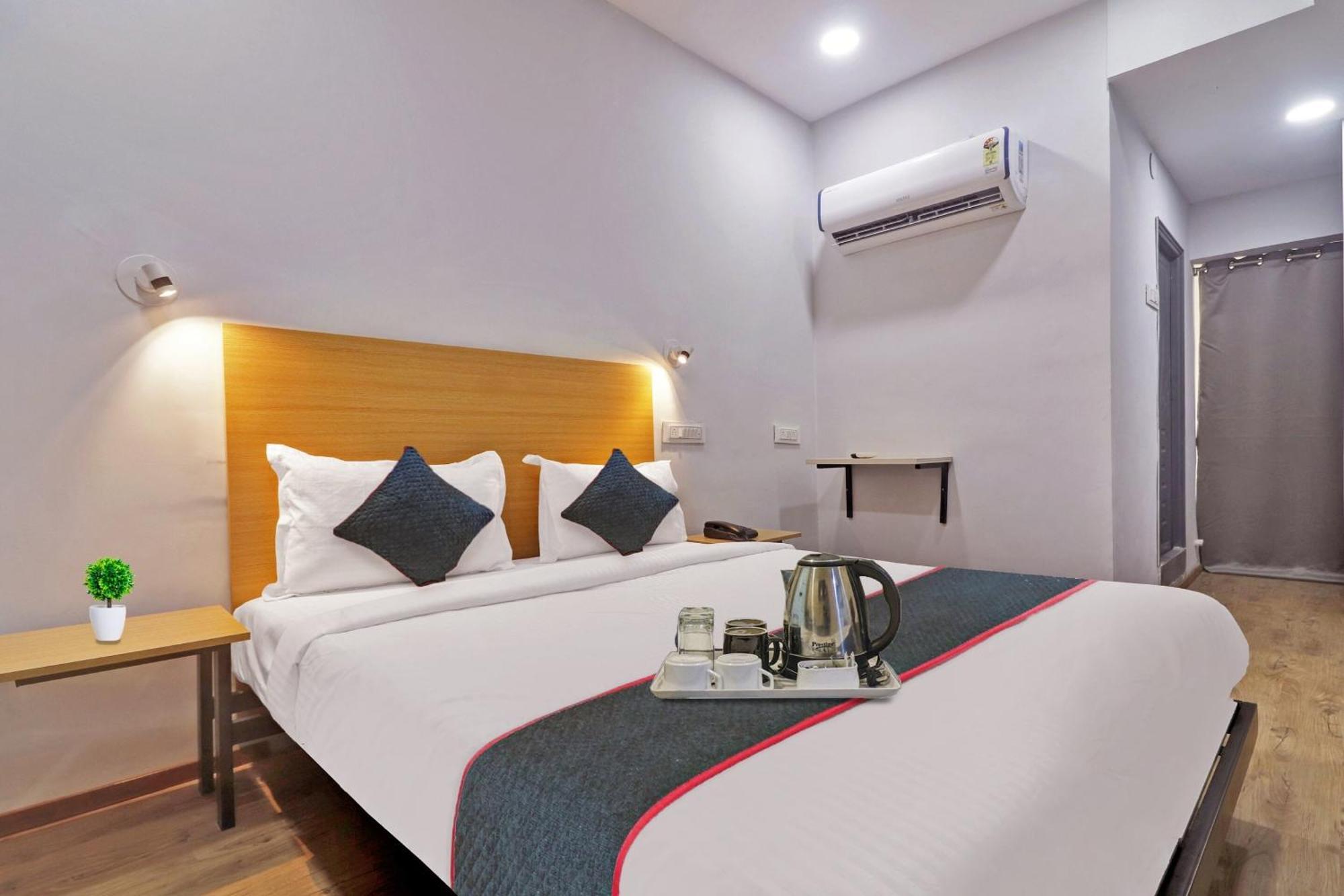 Hotel Townhouse S Continental Hyderabad Exterior foto